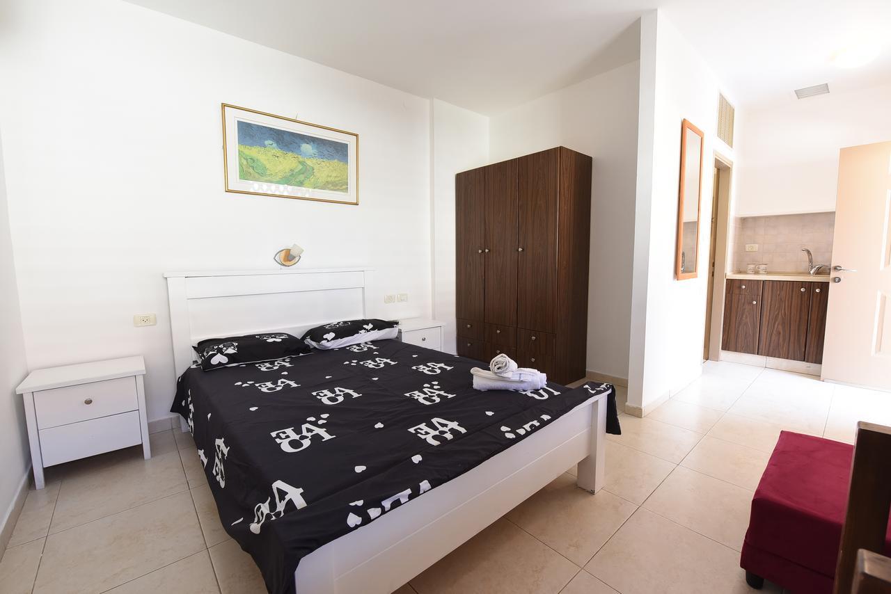 Guest house Flintstone
