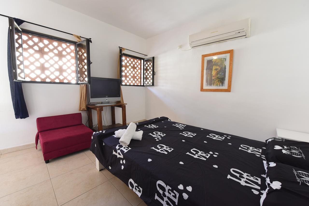 Guest house Flintstone Eilat